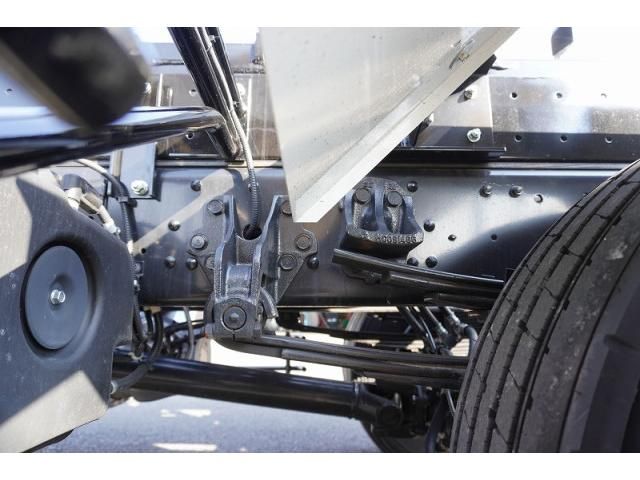 Mitsubishi FIGHTER 2024-10 7710144-10