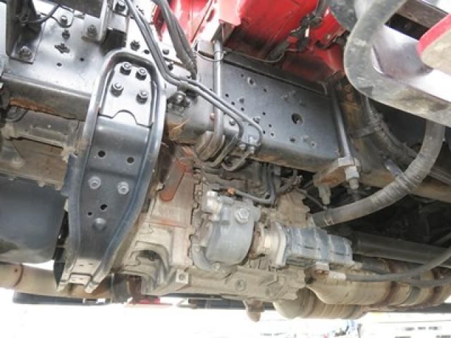 Mitsubishi FIGHTER 2019-04 7710210-18