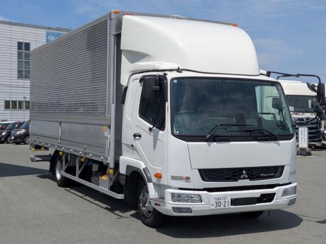 Mitsubishi FIGHTER 2025-12 7710168-1