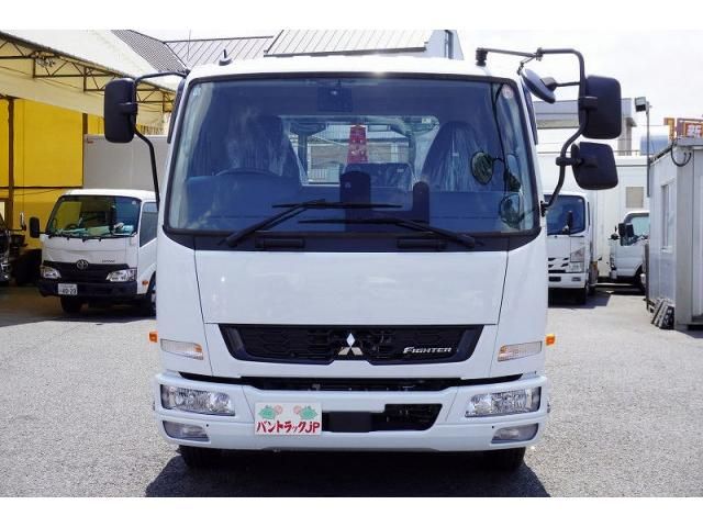 Mitsubishi FIGHTER 2025-11 7710205-1