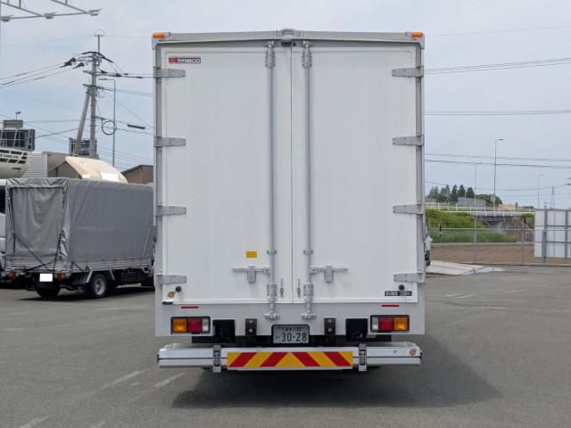 Mitsubishi FIGHTER 2025-12 7710164-6