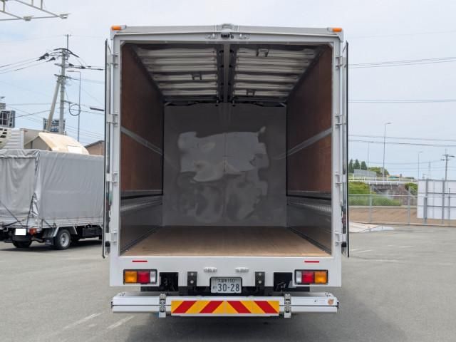 Mitsubishi FIGHTER 2025-12 7710164-7