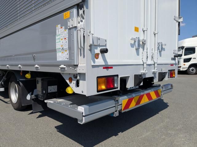 Mitsubishi FIGHTER 2025-12 7710166-4