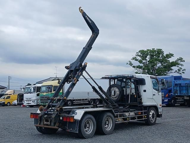 Mitsubishi FIGHTER 2018-06 7710211-17