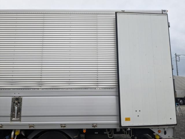 Mitsubishi FIGHTER 2023-08 7710204-19