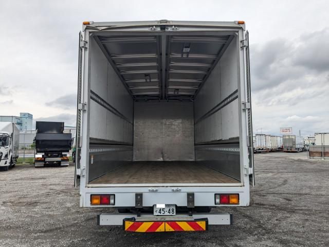 Mitsubishi FIGHTER 2023-08 7710204-7