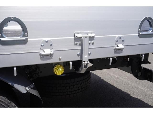 Mitsubishi FIGHTER 2024-06 7710147-17