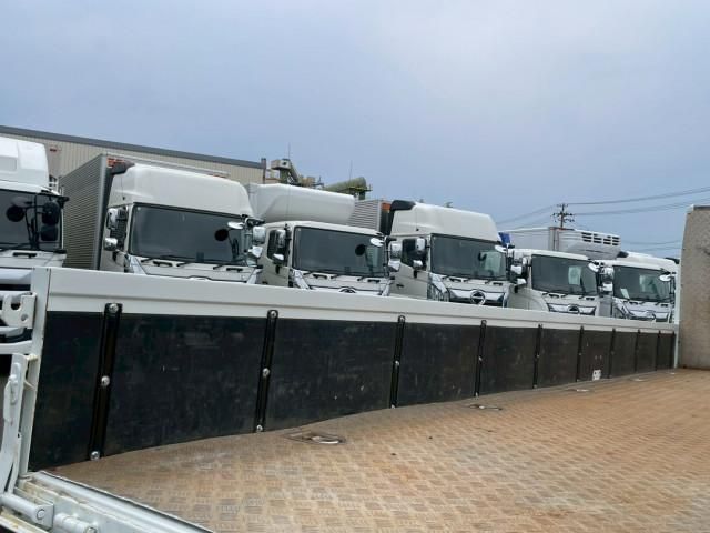 Mitsubishi FIGHTER 2020-06 7710186-12