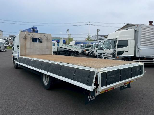 Mitsubishi FIGHTER 2020-06 7710186-17