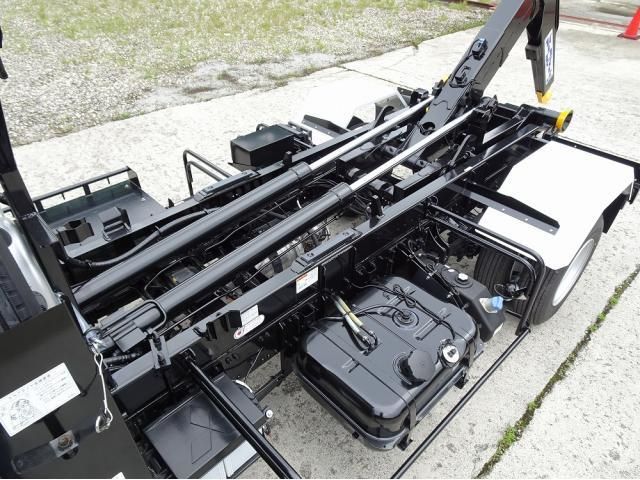 Mitsubishi FIGHTER 2026-02 7710184-12