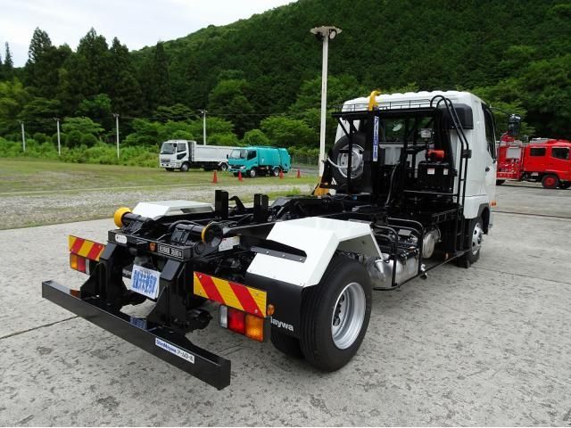 Mitsubishi FIGHTER 2026-02 7710184-3
