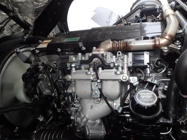 Mitsubishi FIGHTER 2026-03 7710183-24