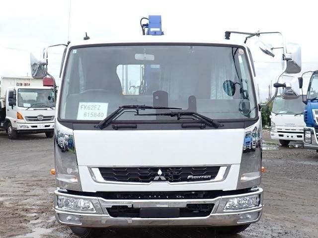 Mitsubishi FIGHTER 2024-02 7737864-4