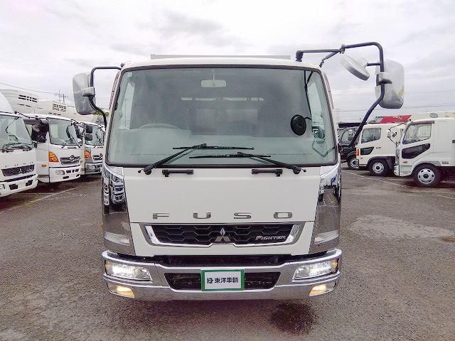 Mitsubishi FIGHTER 2014-08 7737865-1
