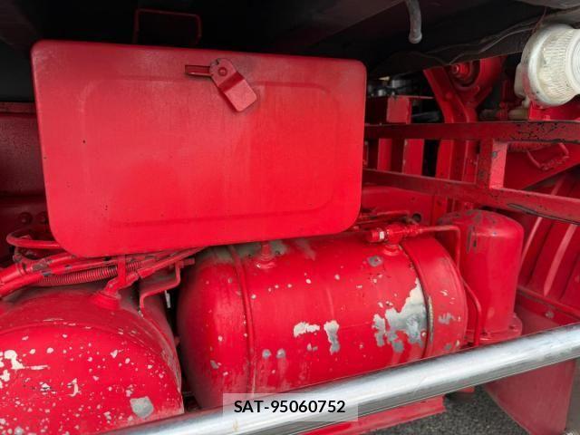 Mitsubishi FIGHTER 2014-11 7784885-25