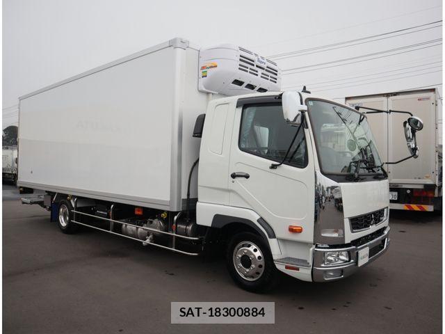 Mitsubishi FIGHTER 2025-08 7784895-1
