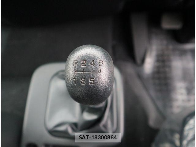 Mitsubishi FIGHTER 2025-08 7784895-21