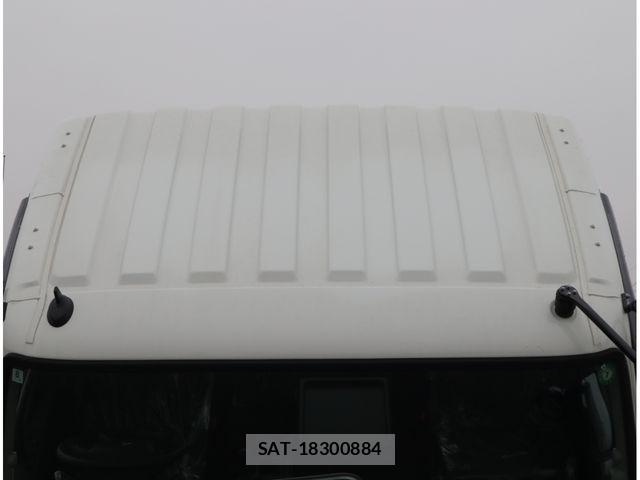 Mitsubishi FIGHTER 2025-08 7784895-27