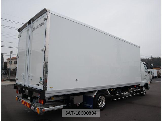 Mitsubishi FIGHTER 2025-08 7784895-2