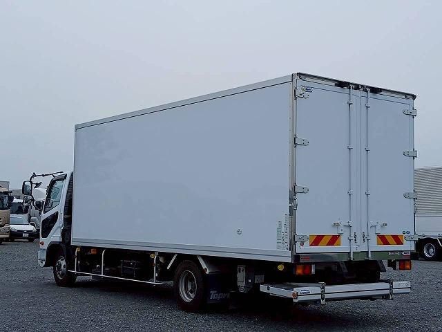 Mitsubishi FIGHTER 2022-09 7864682-6