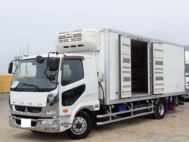 Mitsubishi FIGHTER 2019-01 7864685-1