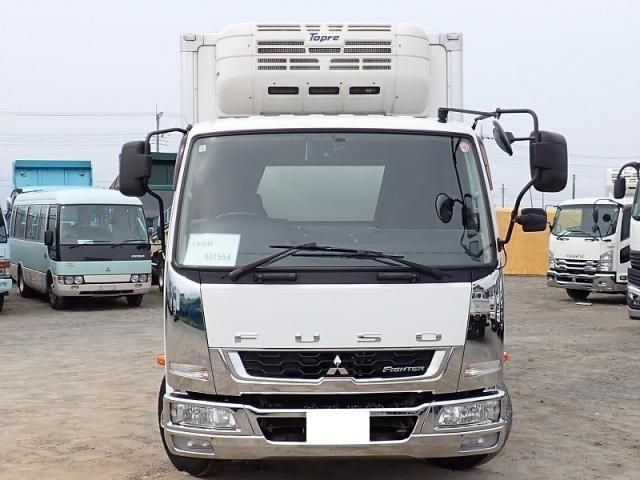 Mitsubishi FIGHTER 2019-01 7864685-4