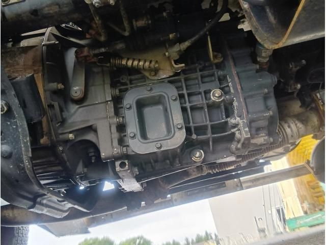 Mitsubishi FIGHTER 2020-12 7864690-13