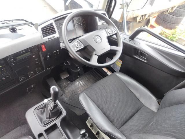 Mitsubishi FIGHTER 2020-12 7864690-23