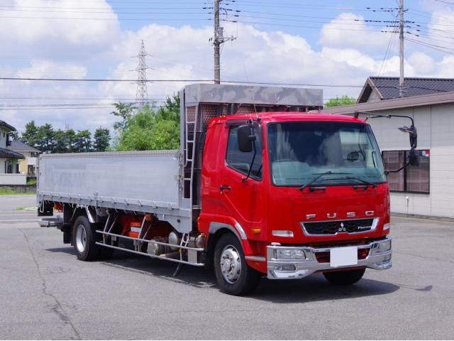 Mitsubishi FIGHTER 2017-01 7864684-1