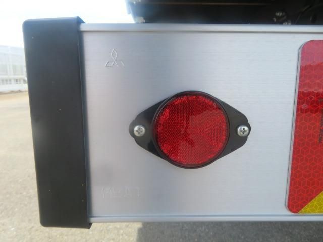 Mitsubishi FIGHTER 2026-04 7864681-21