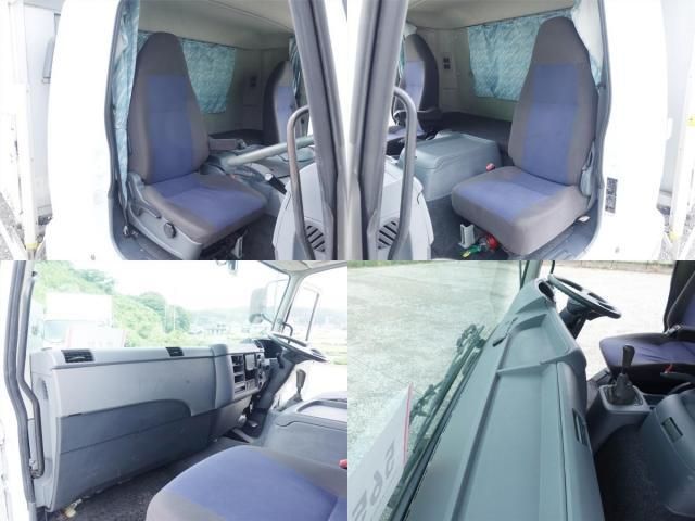 Mitsubishi FIGHTER 2016-08 7864689-19