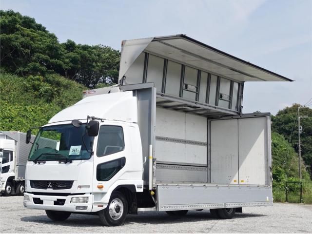 Mitsubishi FIGHTER 2016-08 7864689-23