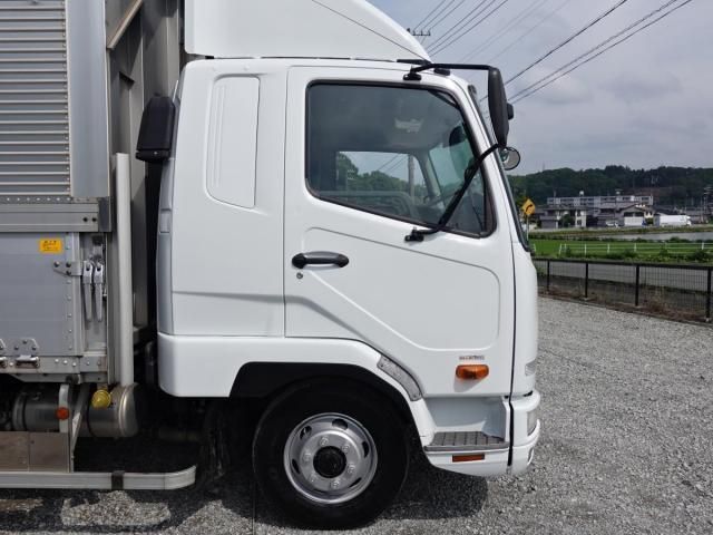 Mitsubishi FIGHTER 2016-08 7864689-3
