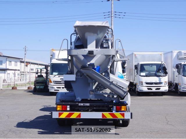 Mitsubishi FIGHTER 2026-04 7902602-17