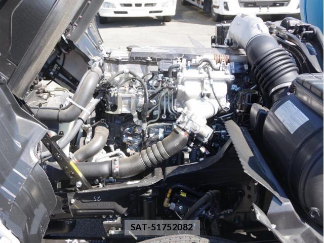 Mitsubishi FIGHTER 2026-04 7902602-20