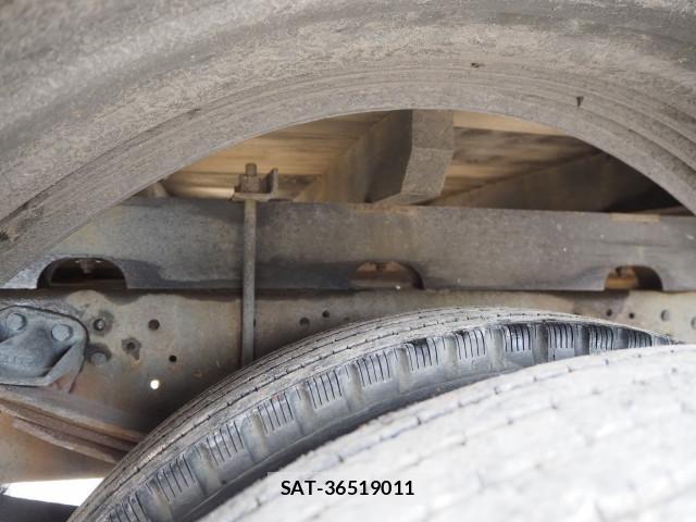 Mitsubishi FIGHTER 2019-08 7961620-24