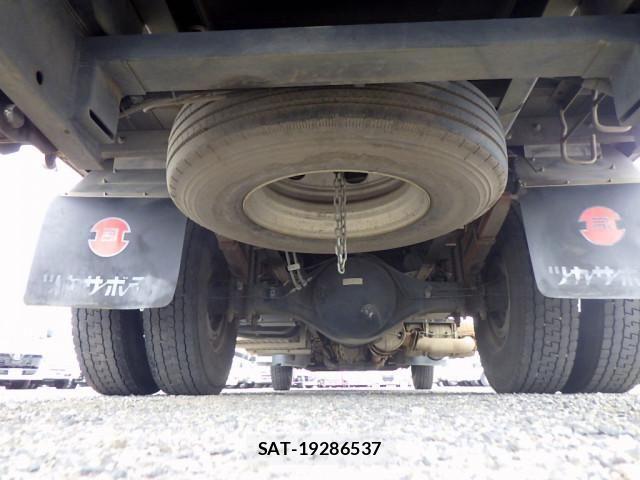 Mitsubishi FIGHTER 2013-11 7961624-20
