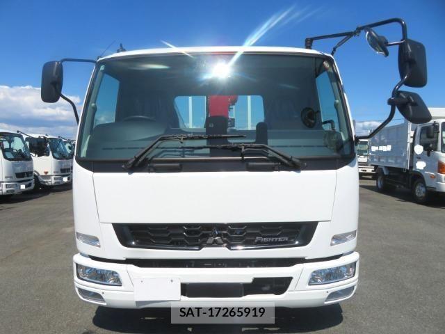 Mitsubishi FIGHTER 2026-04 7961594-2