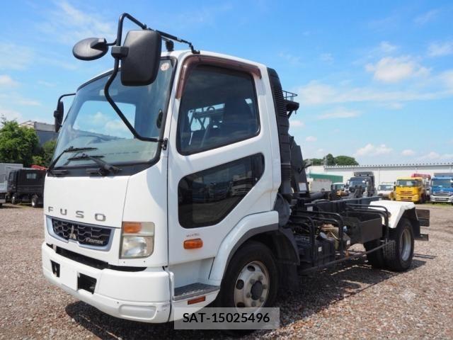 Mitsubishi FIGHTER 2018-07 7961622-0