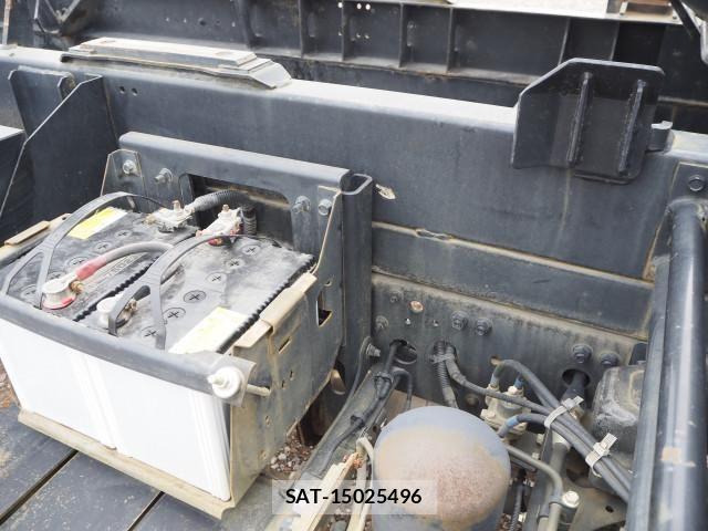 Mitsubishi FIGHTER 2018-07 7961622-21