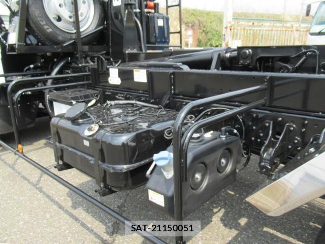 Mitsubishi FIGHTER 2026-03 7961602-9