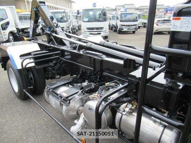 Mitsubishi FIGHTER 2026-03 7961602-13