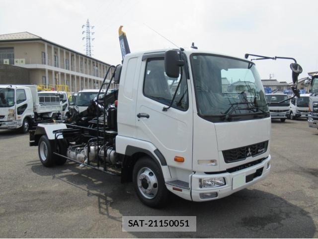 Mitsubishi FIGHTER 2026-03 7961602-1