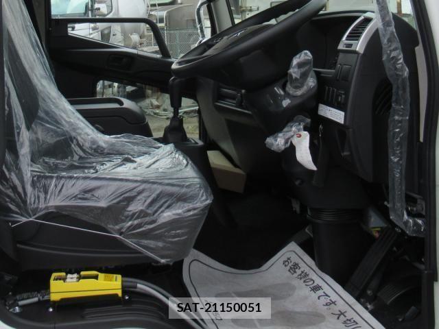 Mitsubishi FIGHTER 2026-03 7961602-22