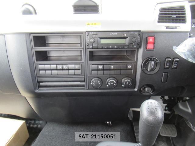 Mitsubishi FIGHTER 2026-03 7961602-23