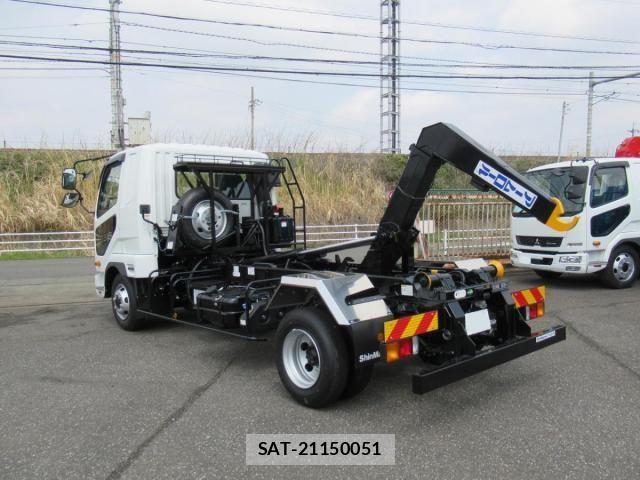 Mitsubishi FIGHTER 2026-03 7961602-3