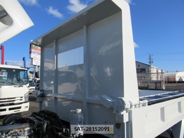 Mitsubishi FIGHTER 2026-03 7961609-9