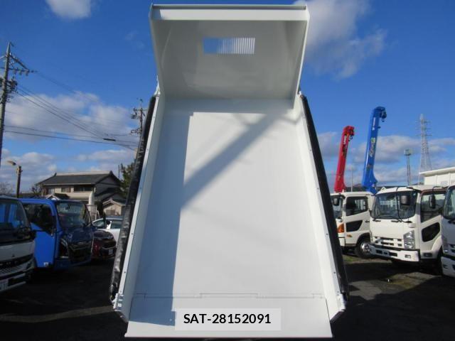 Mitsubishi FIGHTER 2026-03 7961609-12
