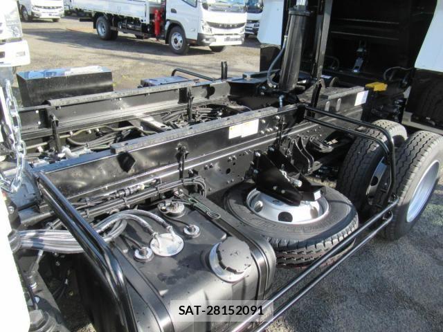 Mitsubishi FIGHTER 2026-03 7961609-14