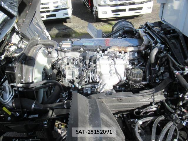 Mitsubishi FIGHTER 2026-03 7961609-18